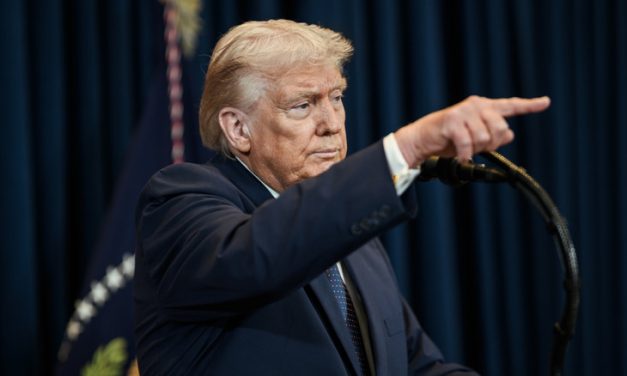 Trump postpones AI oversight executive order