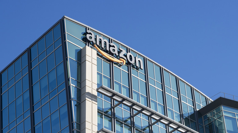 Amazon will pay $2.25 million to settle FTC identity theft case