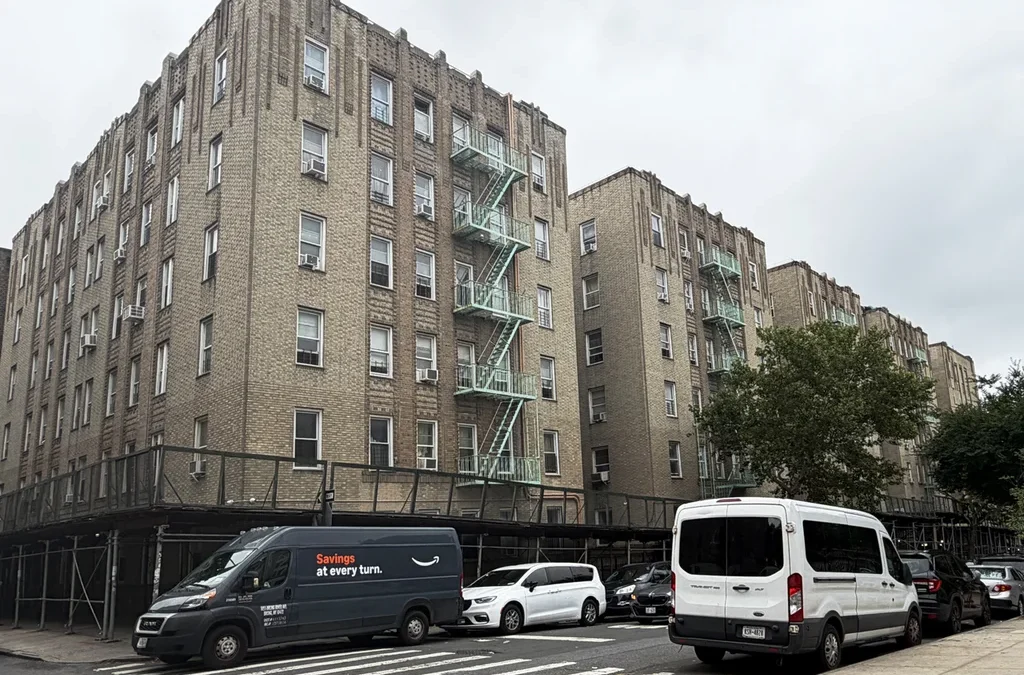 This startup is turning roofs of New York rent-stabilized buildings into an enormous, distributed power plant