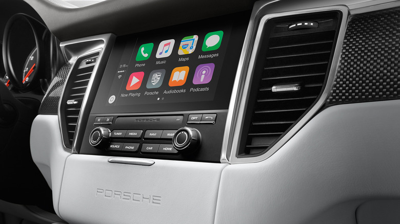 Apple quietly hid a big change coming for CarPlay with iOS 27