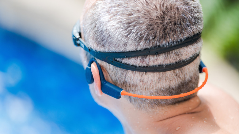 Swimming headphones: What makes them so different from regular headphones?