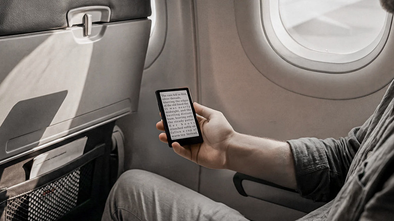 The Xteink X4 Pro is a tiny ereader with more features than you might expect