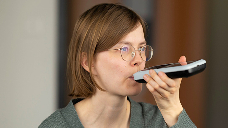 Scientists develop handheld device for measuring when your body is burning fat