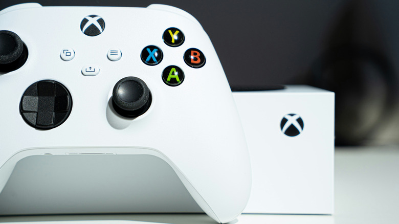 Xbox is down, and users are even having trouble playing disc-based games