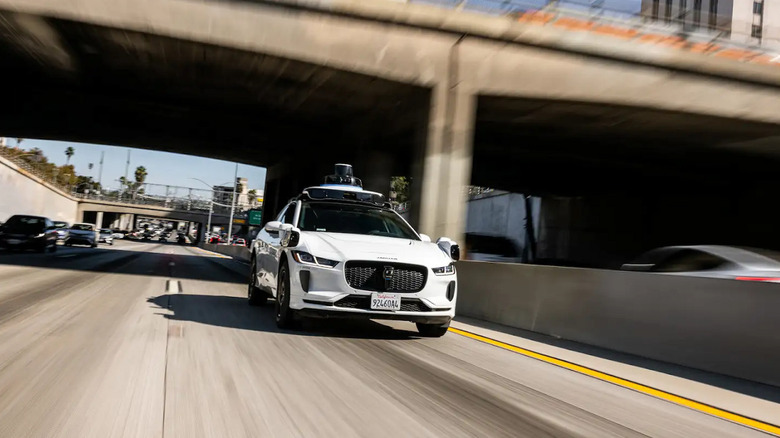 Waymos are starting to run on freeways again