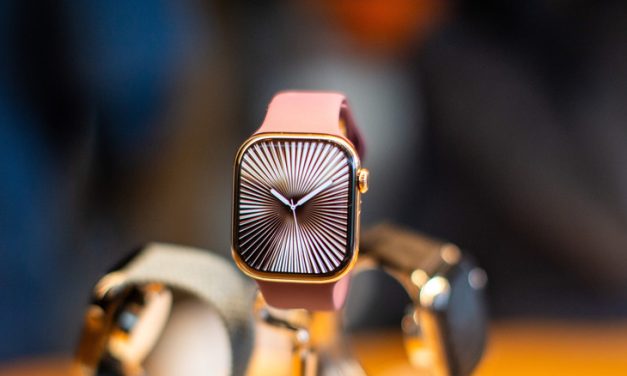 How to change and customize your Apple Watch face