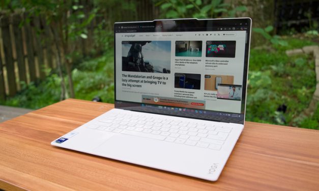 Lenovo Yoga Slim 7i Ultra Aura Edition review: A capable ultralight laptop that’s way too expensive