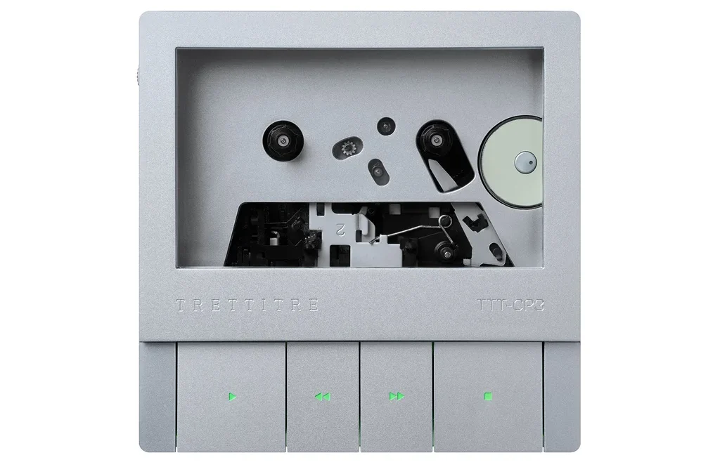 This audio system combines vinyl, tape, and CDs with a sprinkle of Dieter Rams