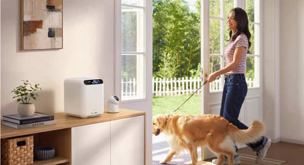 UGREEN HomeAgent gives the home server something useful to say